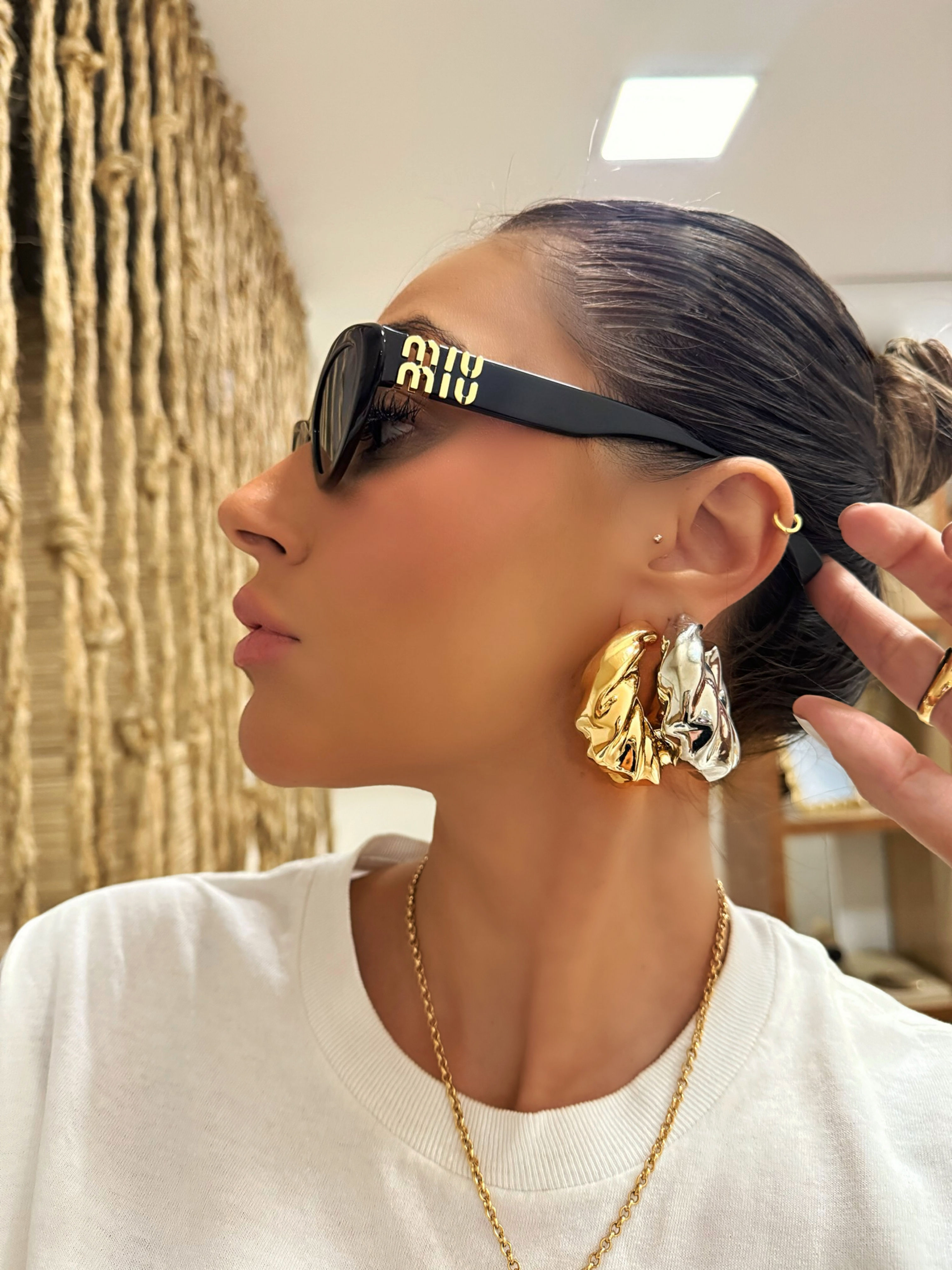 ARGOLA CROISSANT OURO 18K