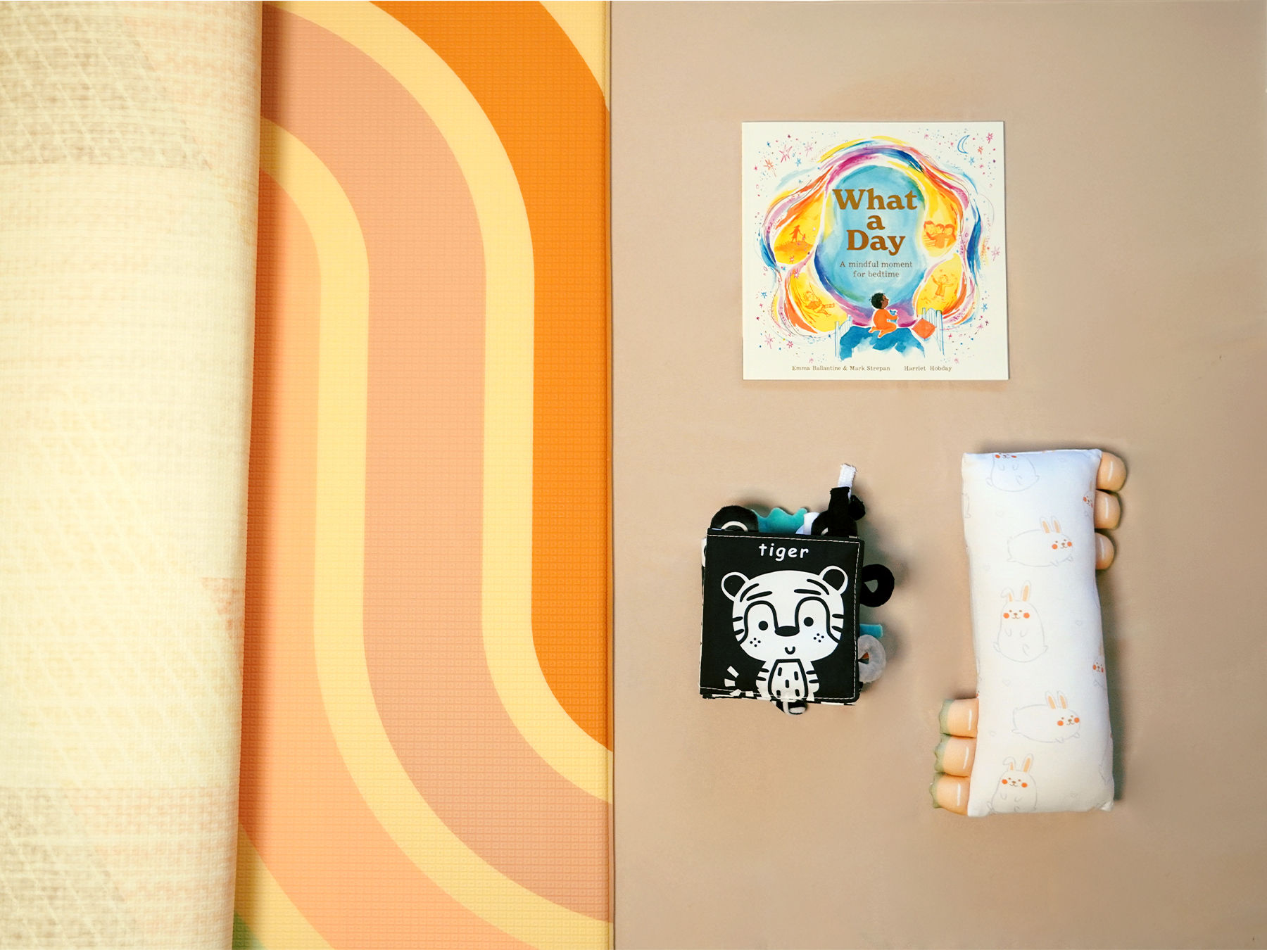 Tummy Time Fun Gift Set (with Lollibly Little Playmat)