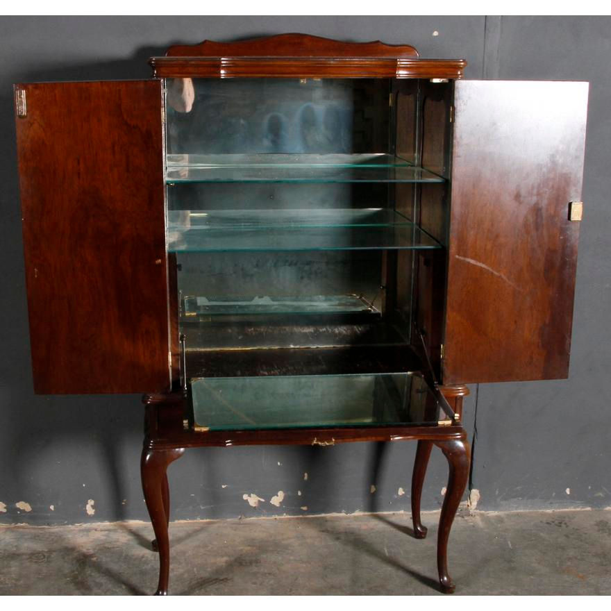 Thumbnail: IMBUYA DRINKS CABINET