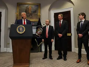 Oracle’s $300 Billion Cloud Deal with OpenAI: AI Infrastructure Expansion