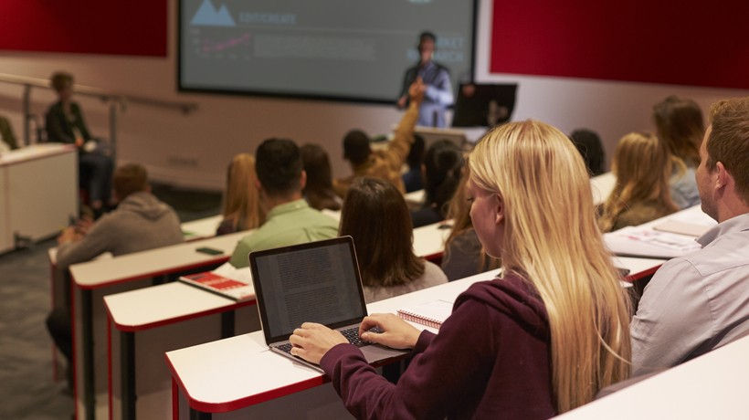 5-blended-learning-trends-that-define-hi