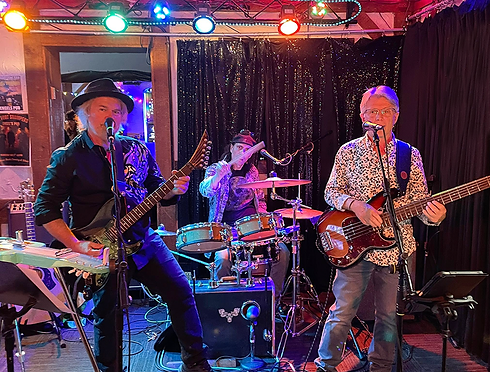 Foot Stompers playing best web.png