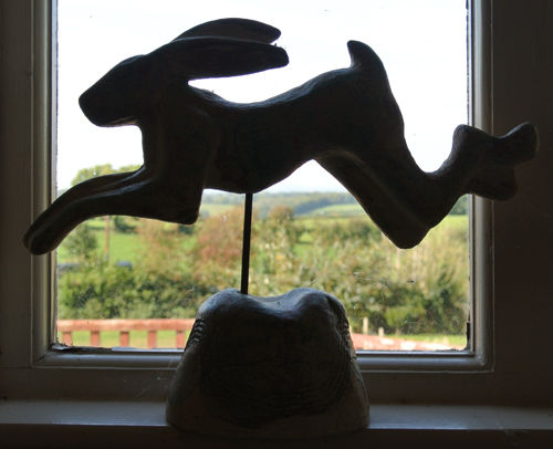 Thumbnail: Leaping Hare