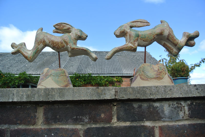 Thumbnail: Leaping Hare