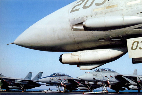 航空機・ヘリコプター 1/32 F-14D SUPER TOMCAT Trumpeter 1/32 F-14D Super Tomcat VF-213 - YouTube