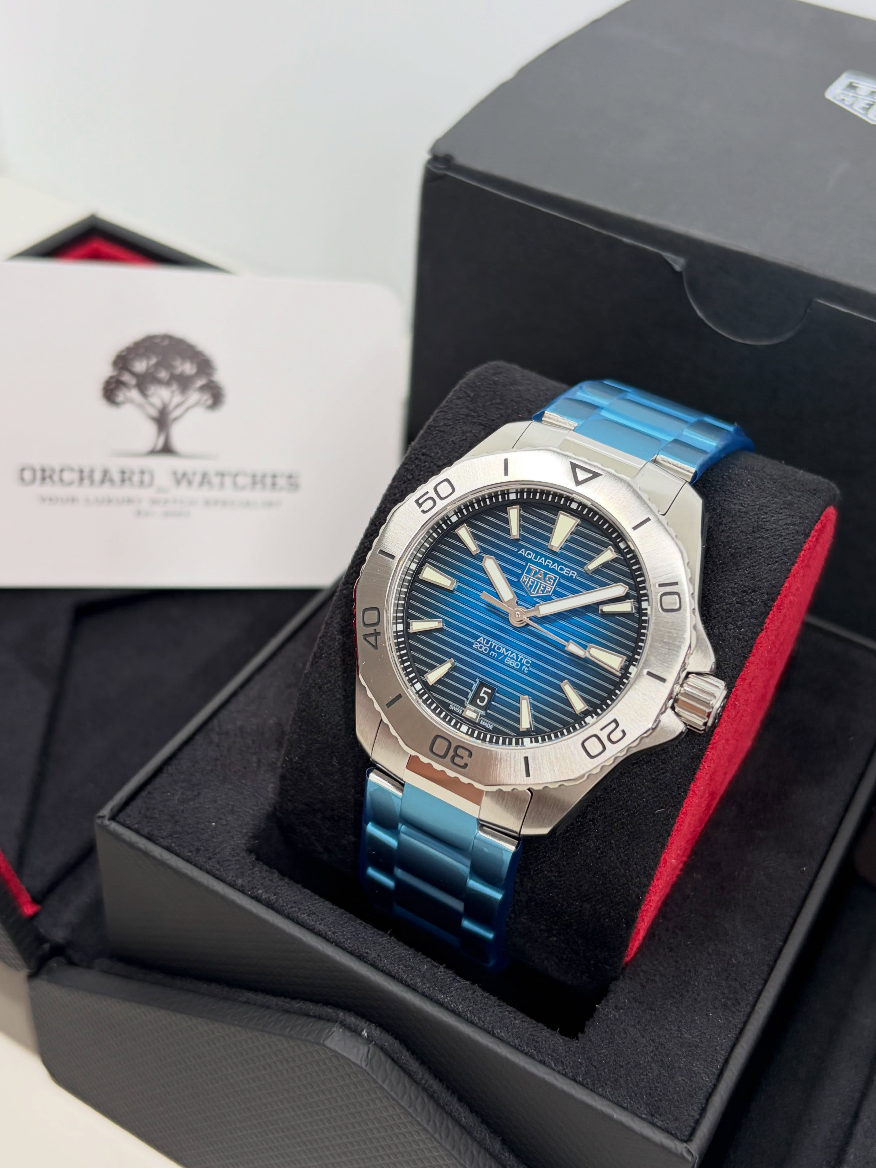 2026 Unworn Stickered Tag Heuer Aquaracer Calibre 5 (WBP2111) Full Set