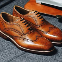 Wingtip Shoes: Origin, function and fashion