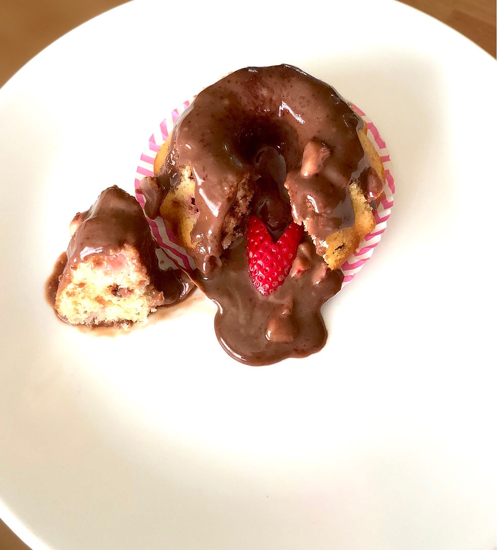Thumbnail: Mini Chocolate Strawberry Volcano Cake