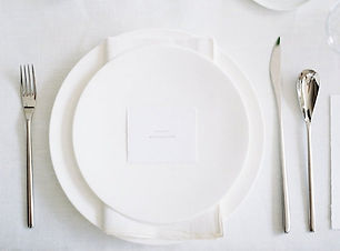 minimalist-wedding-place-setting_edited_