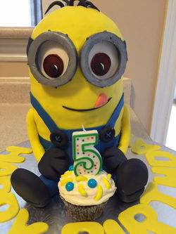 3D Minion Cake