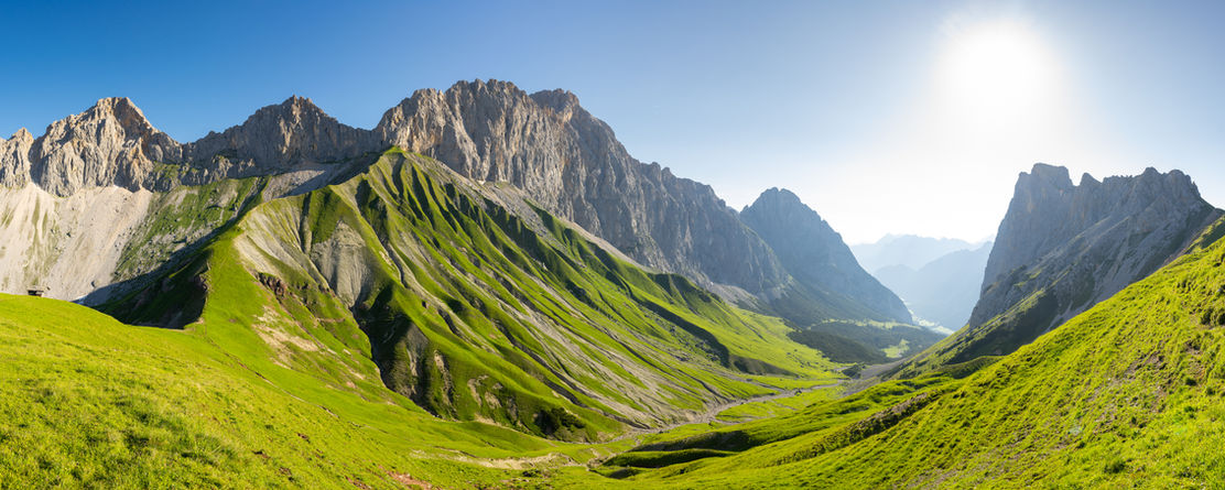 Puittal & Gehrenspitze Panorama.jpeg