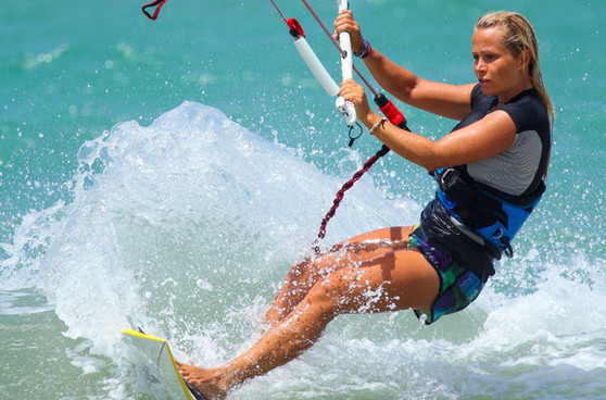 Kitesurf en Vejer
kitesurf palmar
España Kitesurf
El mejor lugar para hacer kitesurf en Europa
Kitesurf Terifa