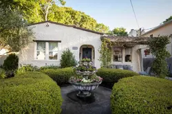 c7d2ac7363f8faf97cca65ad5f3df06el-m758412045od-w1024_h768_x2