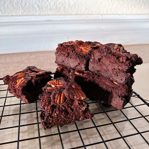 LOW-CALORIE FUDGE BROWNIES