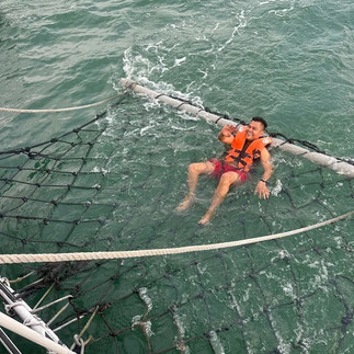 jacuzzi air masin atas cruise