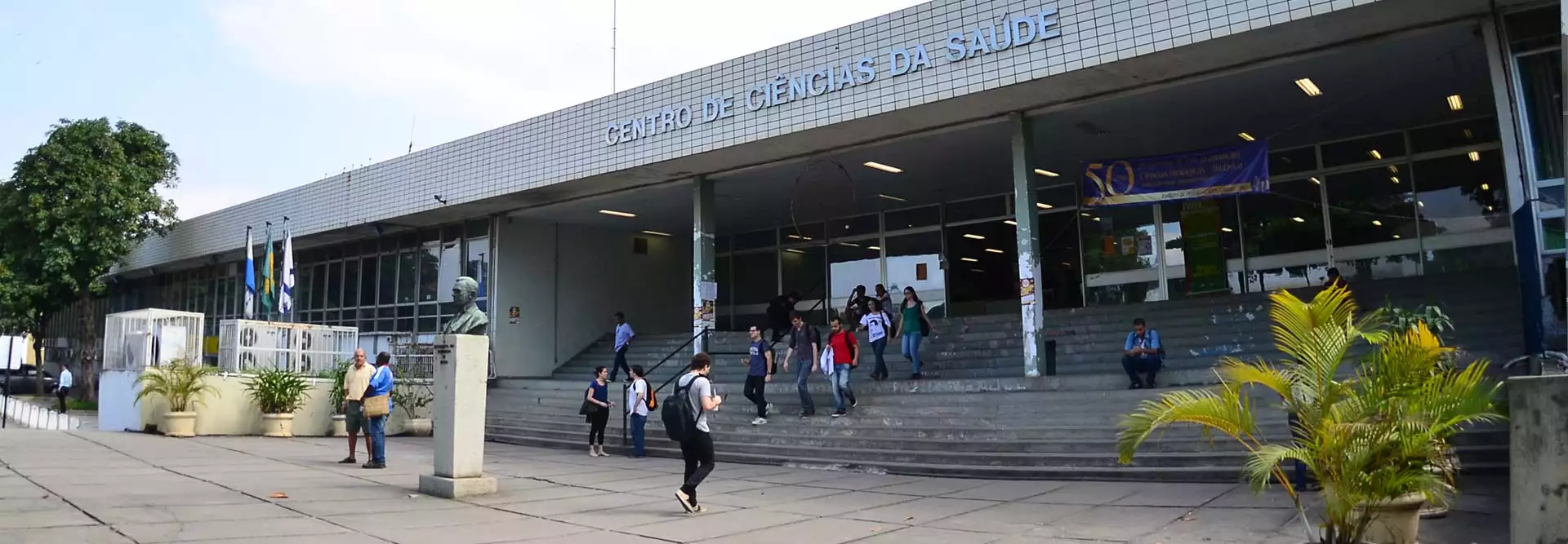 auditorio-01-1920x667.webp