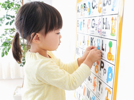 勉強する子ども