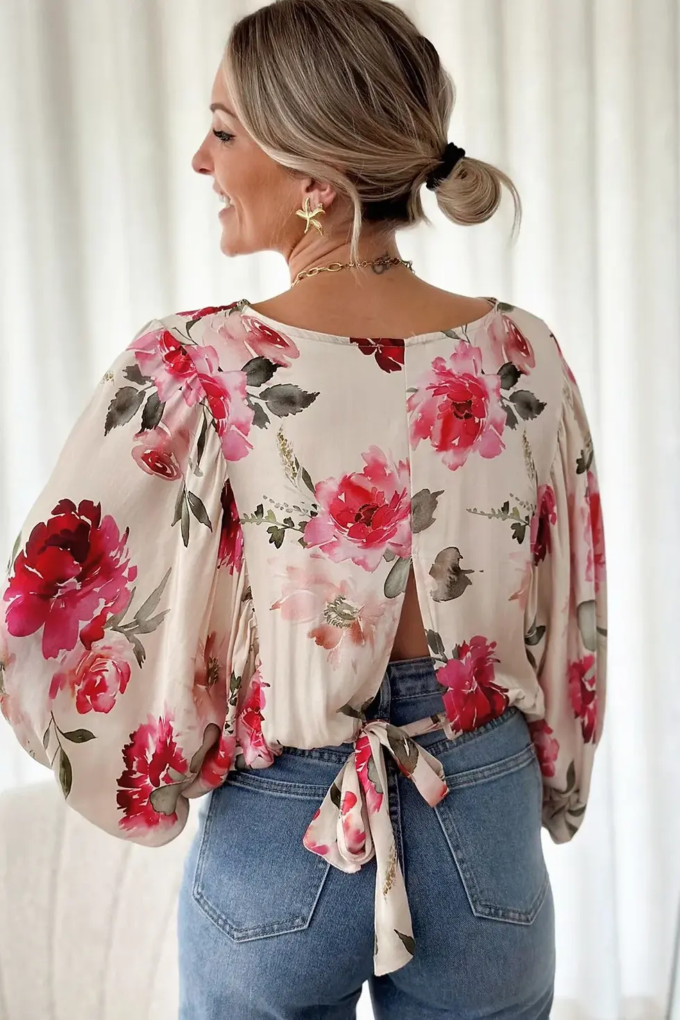 Thumbnail: Flouncing Floral Blouse