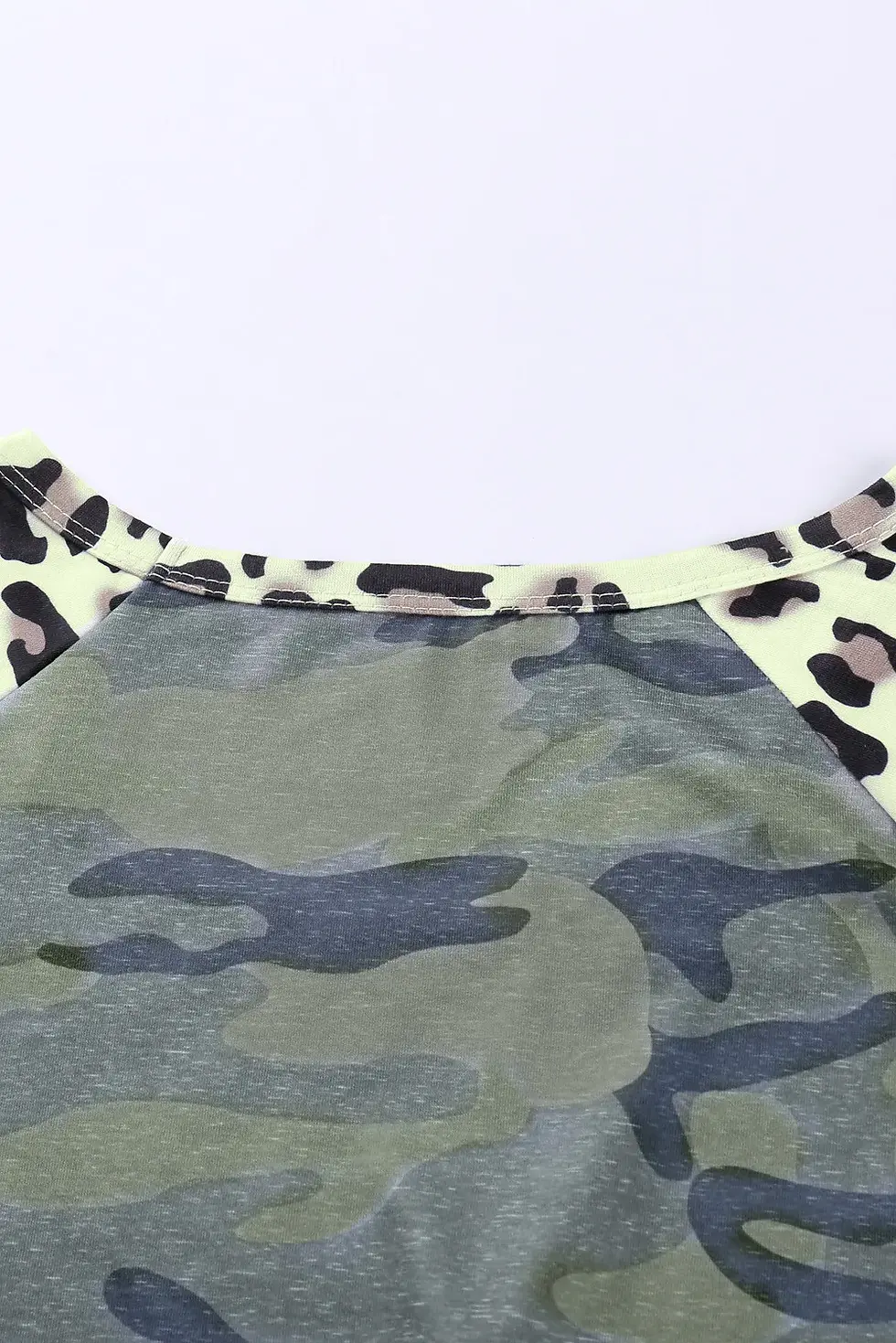 Thumbnail: Camo Me Leopard