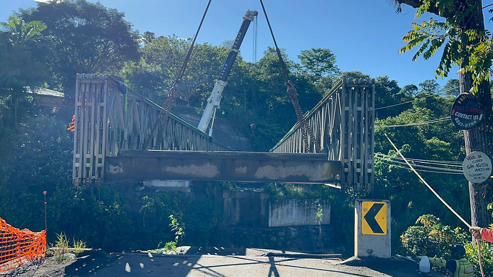 Puente sobre río Pacuar ya fue colocado en su nuevo sitio y se habilitará a finales de mes