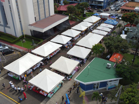 Más de 150 mujeres fueron parte de la Feria de Emprendedoras Libre de Violencia