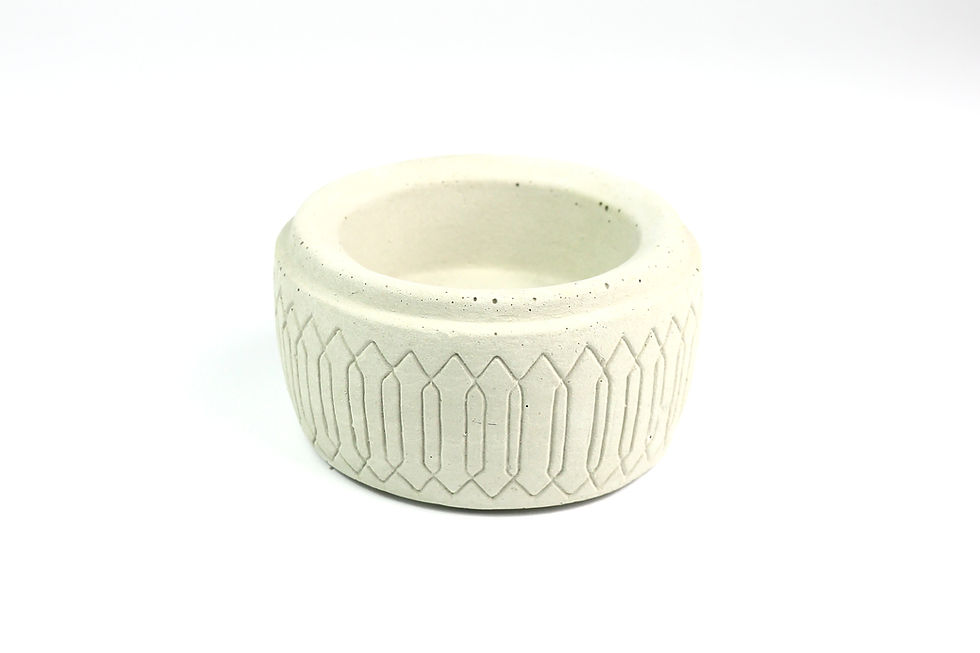 CeraVari - Beton Leergehäuse aus Beton als Teelichthalter und Kerzenständer nutzbar
