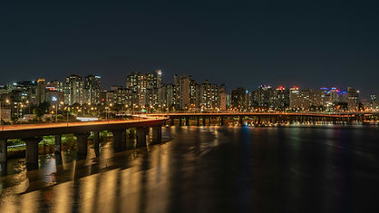 Seoul night skyline.jpg