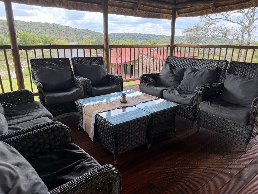 Open lounge Deck