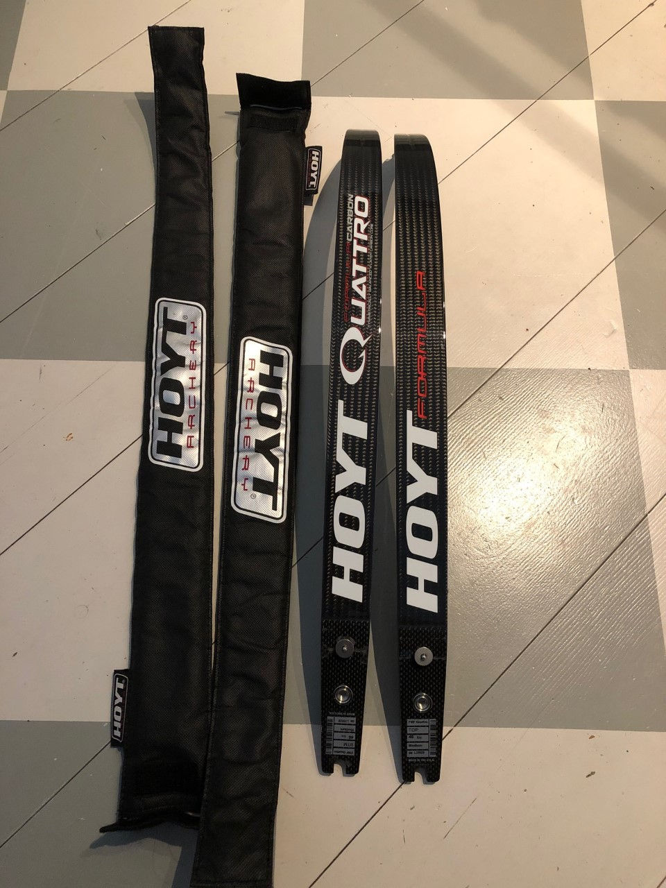 Thumbnail: Hoyt Quattro Carbon formula Medium 46#