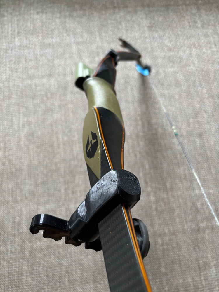 Thumbnail: Bushman Spartan Xyphose TD 62" 48# with quiver
