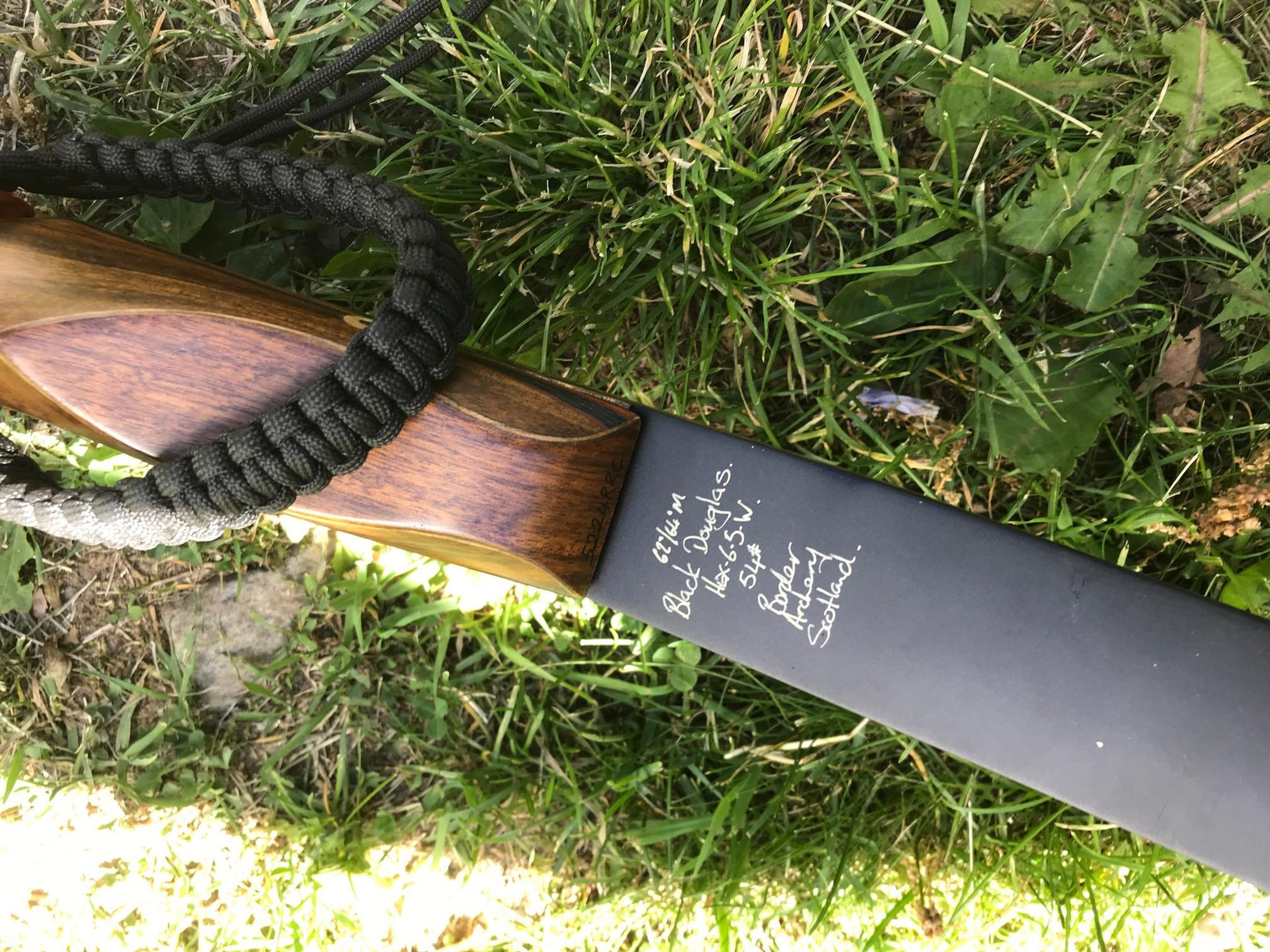 Border Black Douglas Hex 6,5W 54" 62"