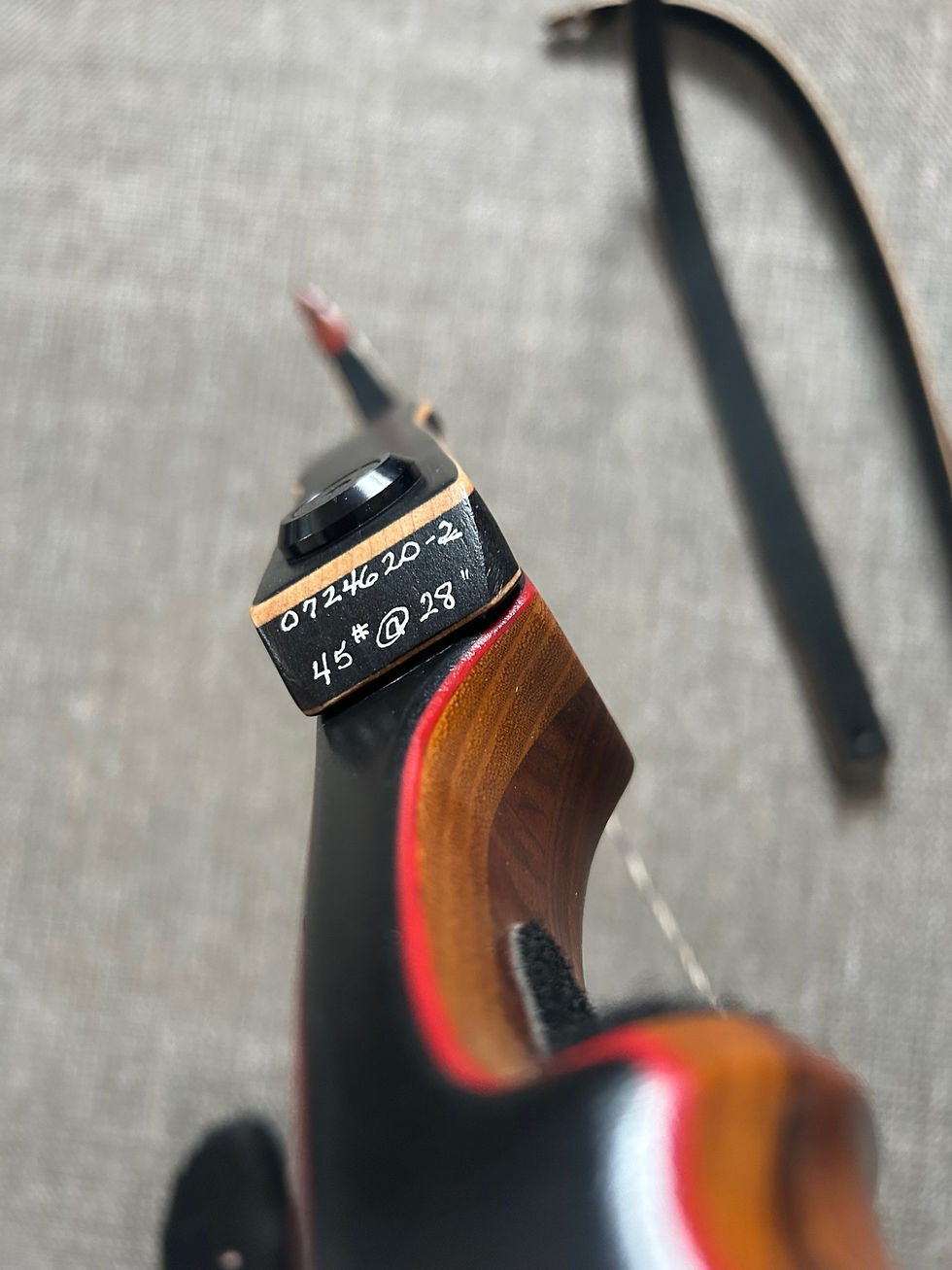 Thumbnail: Sierra Blanca RMR 54" w 2 set of limbs: 45@28 & 47@26,5
