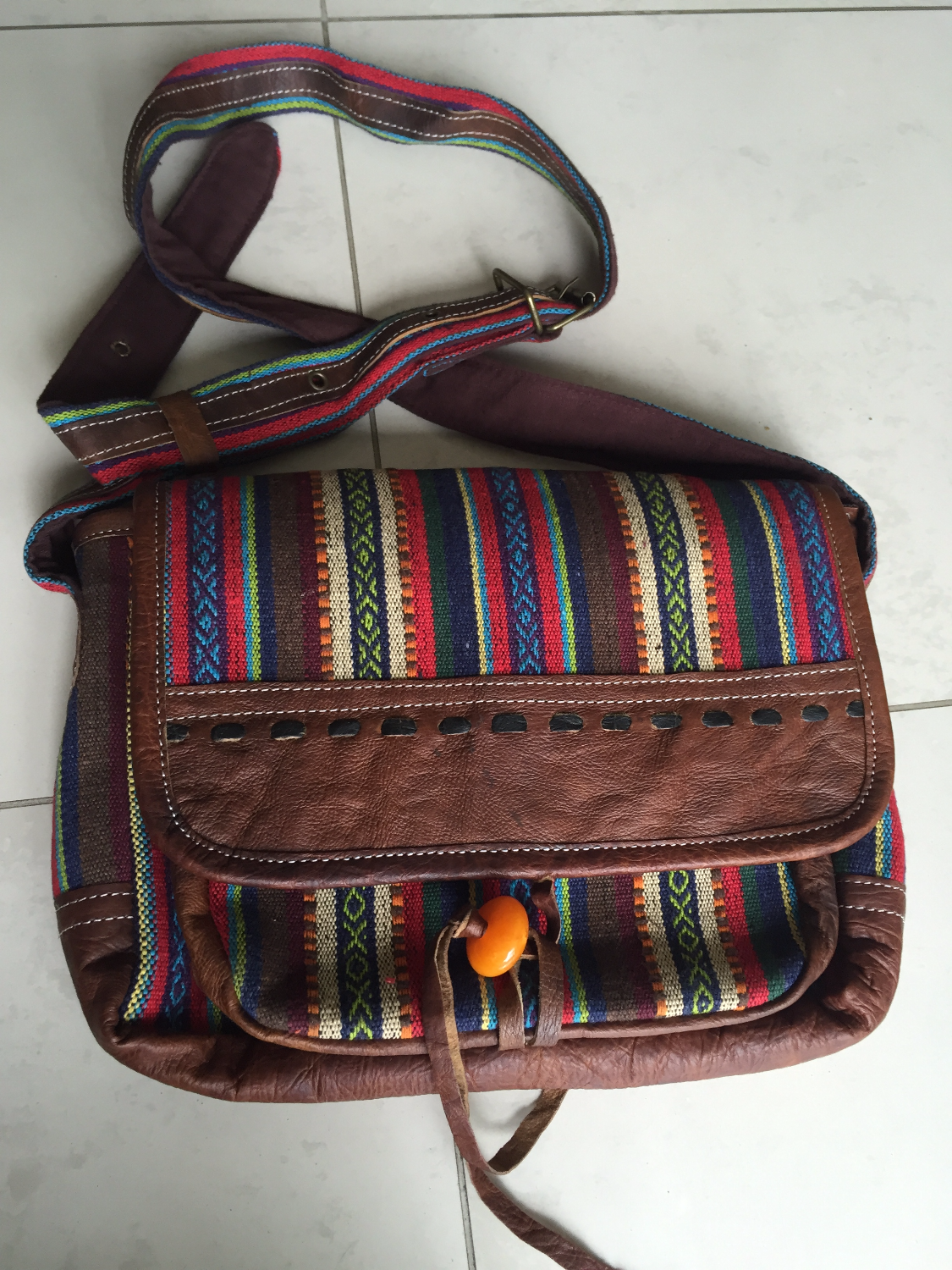 Nepal Messenger Leather Bag