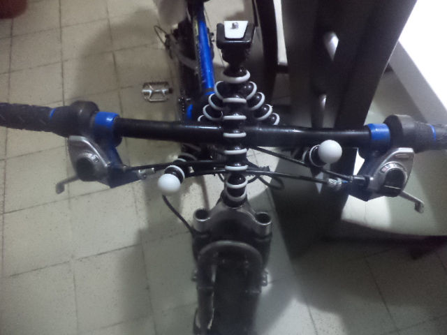 Miniatura: TRIPIE FLEXIBLE PARA CAMARA