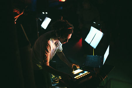 SoundWERK__Jonas_Urbat_Künstlerfoto_03__