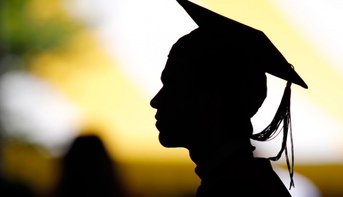 Banco Mundial sugere acabar com gratuidade do ensino superior no Brasil