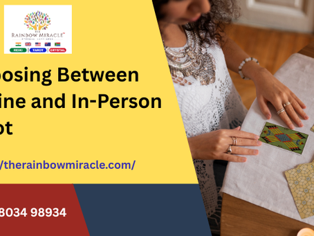 Choosing Between Online and In-Person Tarot