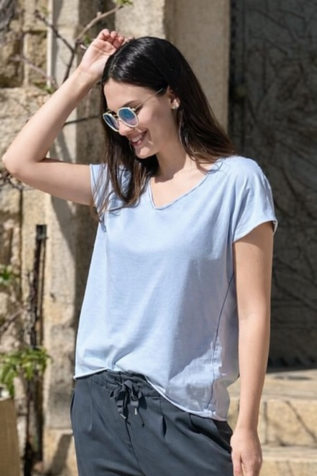 טישרט וי וואש סמיילי בגב איטליה