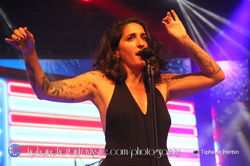 Jerry Khan Bangers, au A.Journeys