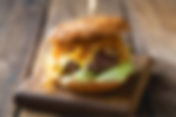 Hamburguesas de Cordero con Cebollas Caramelizadas, una Receta Gourmet y Súper Deliciosa