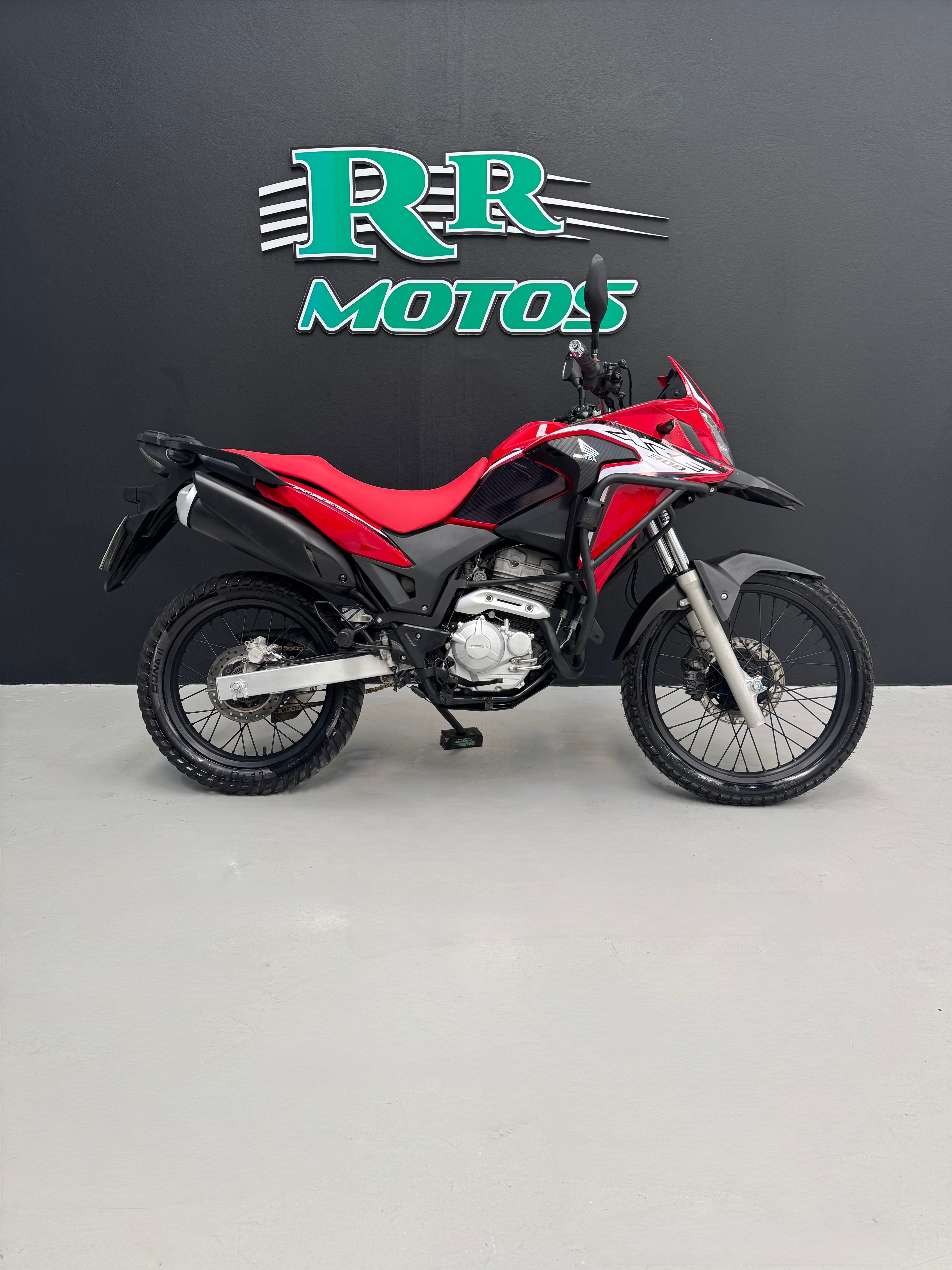 XRE 300 - 2019