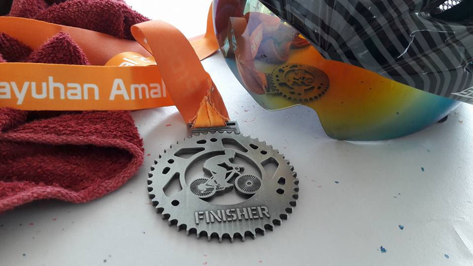 Thumbnail: Limited Edition : Program Kayuhan Amal 2017 Medal Replica