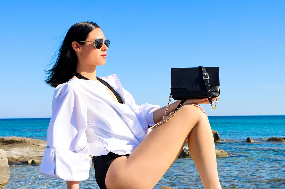 Thumbnail: FERA | Black