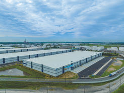 CBRE announces that Fabuwood Cabinetry leases 197,072 s/f at 300 Linden Logistics Way