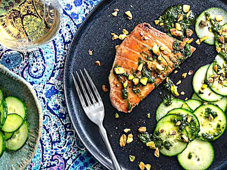 Healthy Recipe, Tuna With Basil-Mint Oil, Cucumber and Pistachios