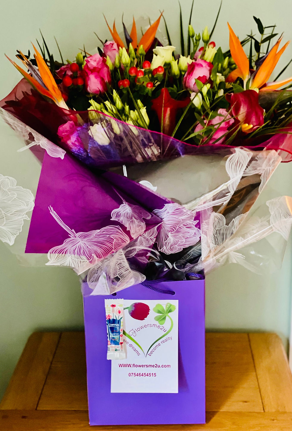 Thumbnail: Hand Tied Aqua Pack Bouquet 