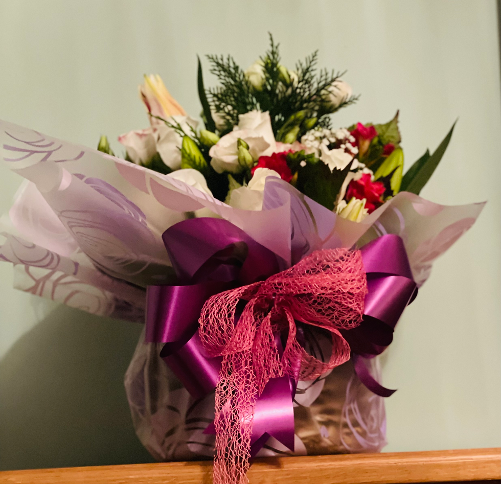 Thumbnail: Basket Arrangement Medium Size