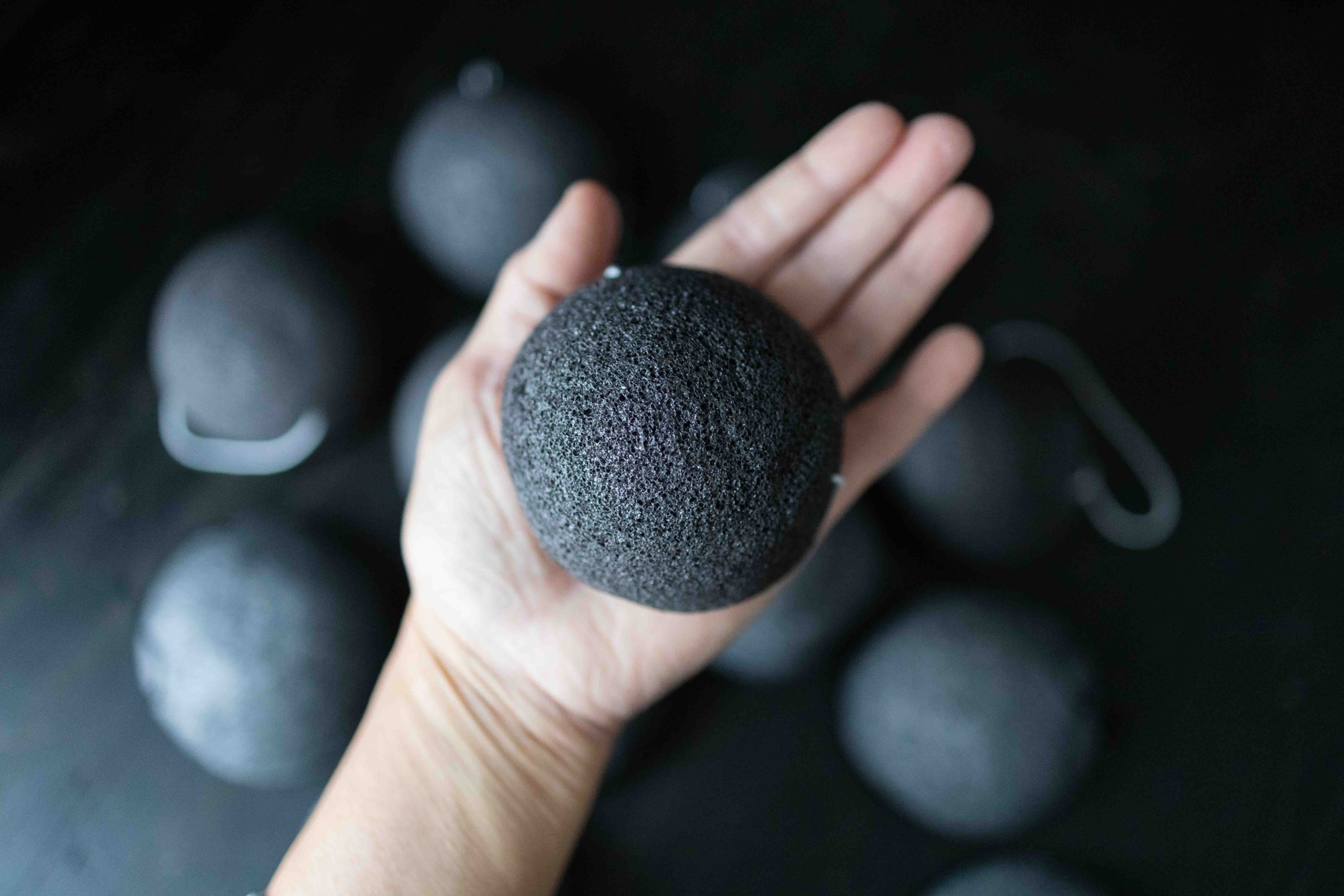 Bamboo Charcoal Konjac Sponge
