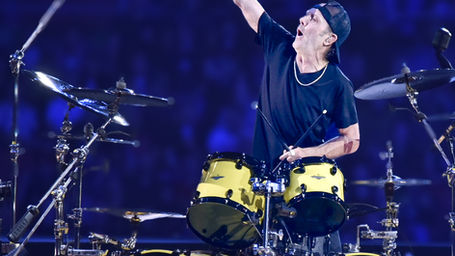 METALLICA TRIUMFERER EFTER SPEKTAKULÆR 2. HALVLEG
