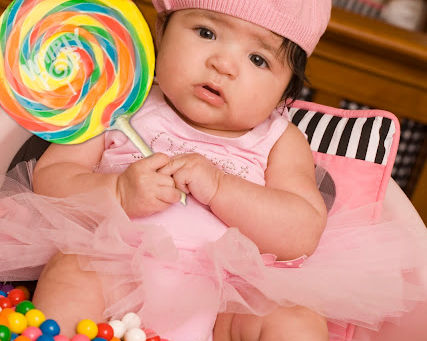 She was born into this life and now she owns it! Work it baby candy girl! Do Your Lollipop ThangR